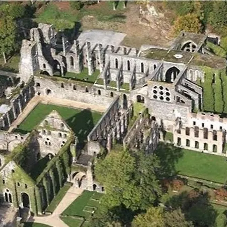 A La Pause Bien Meritee =) 3*